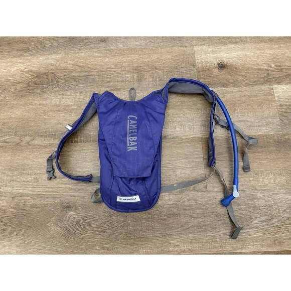 Camelbak Charm Purple Women's Hydration Pack 1.5L Bladder, 50oz - Picture 1 of 3